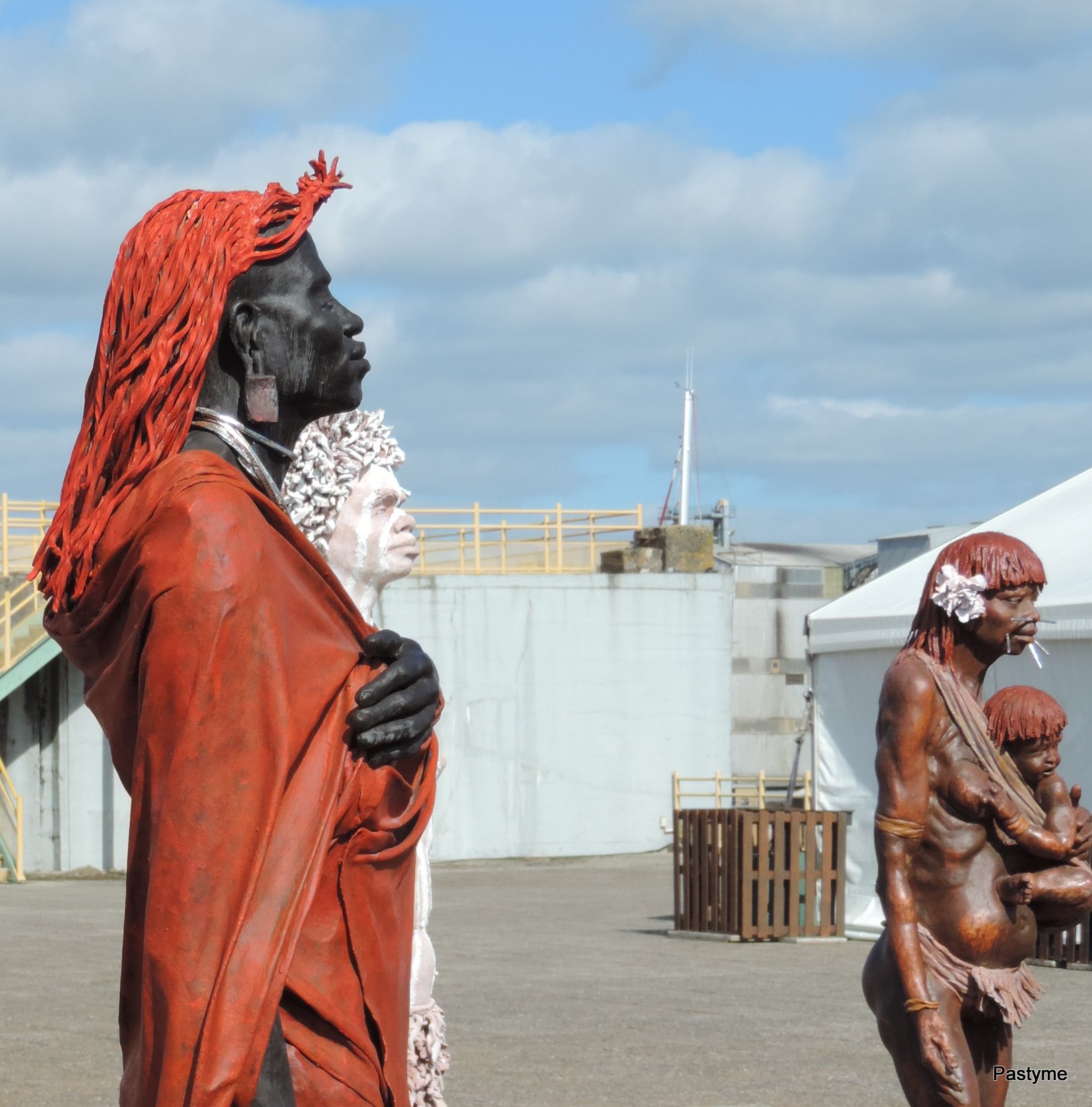 Saint Nazaire, statues de Lionel DUCOS