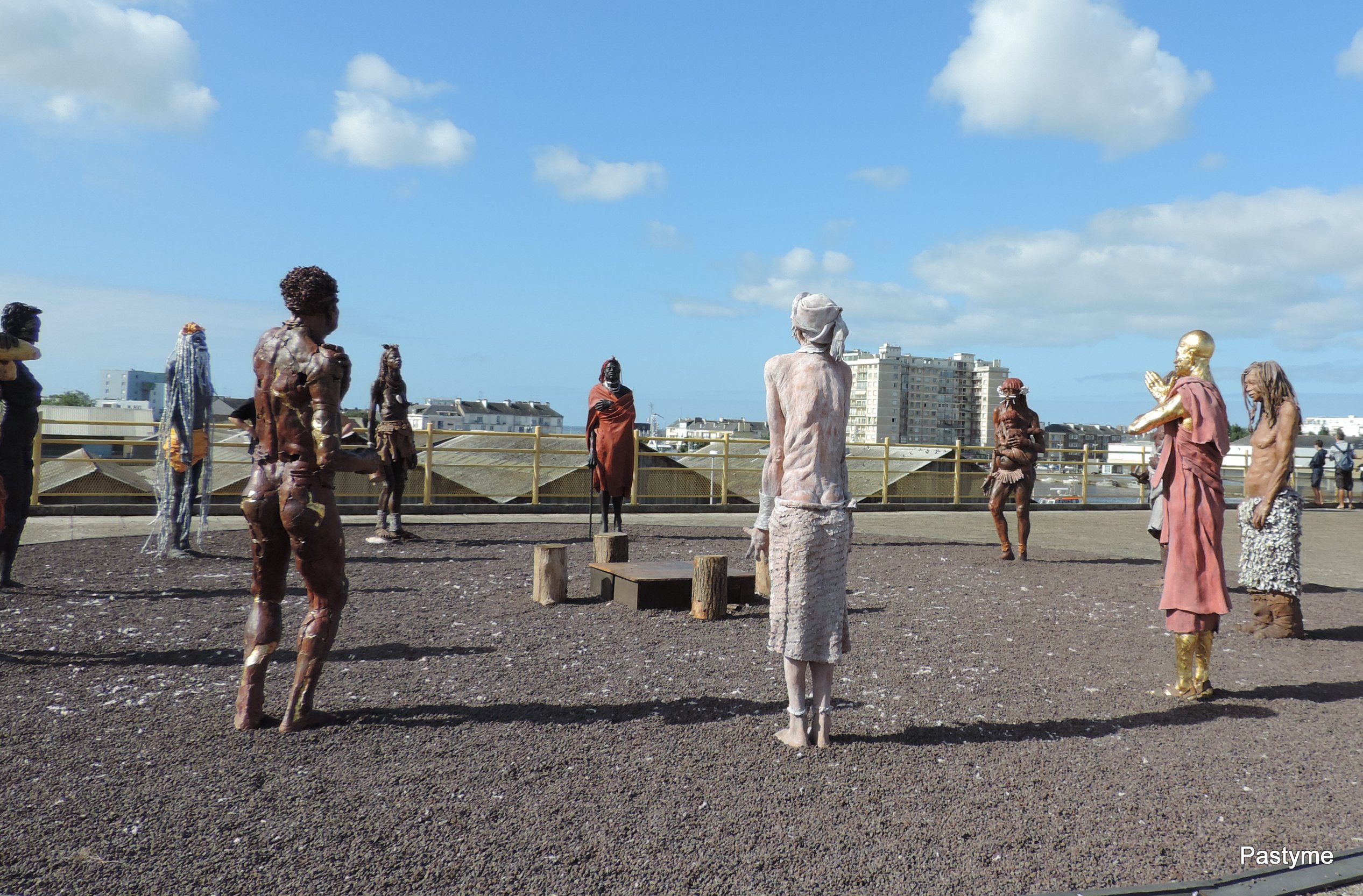 Saint Nazaire, statues de Lionel DUCOS
