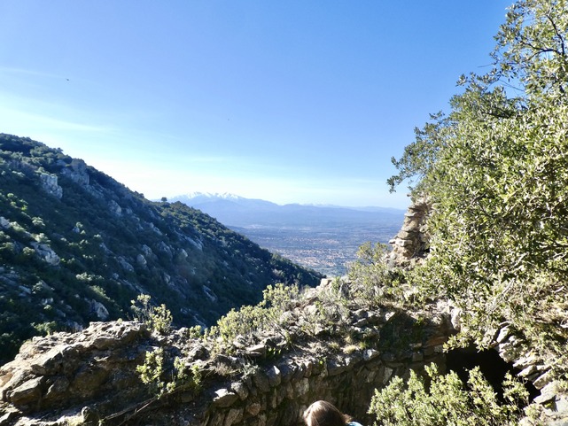 Peut être une image de montagne