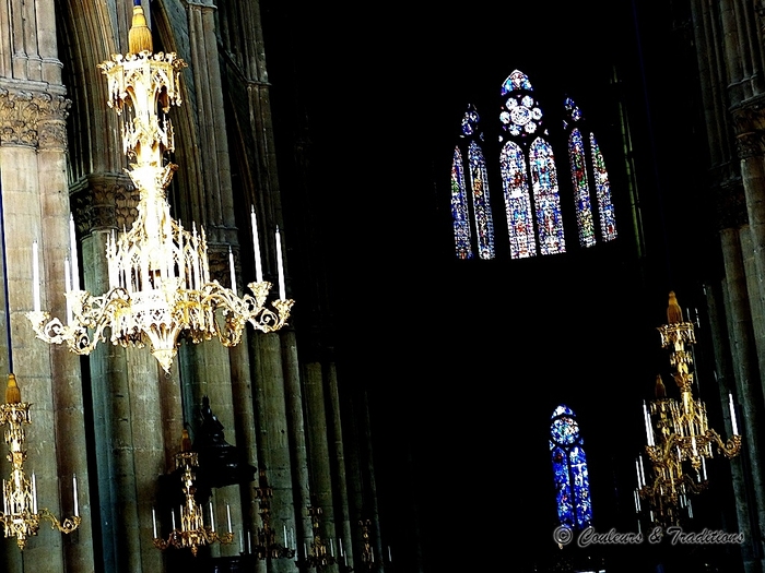 Cathédrale de Reims - l'intérieur 