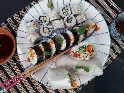 Soirée D'inspiration asiatique : Makis, California Rolls et Rouleaux de printemps {Vegan}