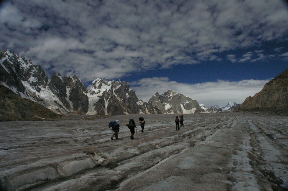 Biafo-Glacier-Pakistan-940x624