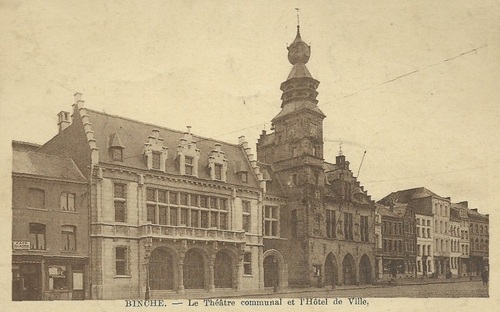 Binche - Le Théâtre communal et l'Hôtel de Ville