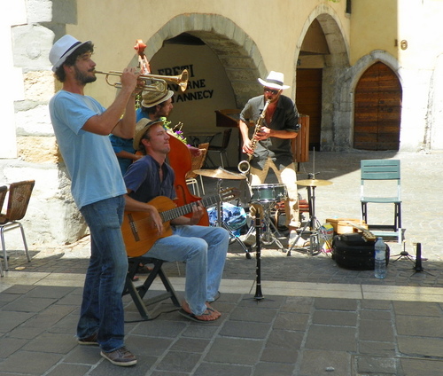 Artistes de rue à Annecy