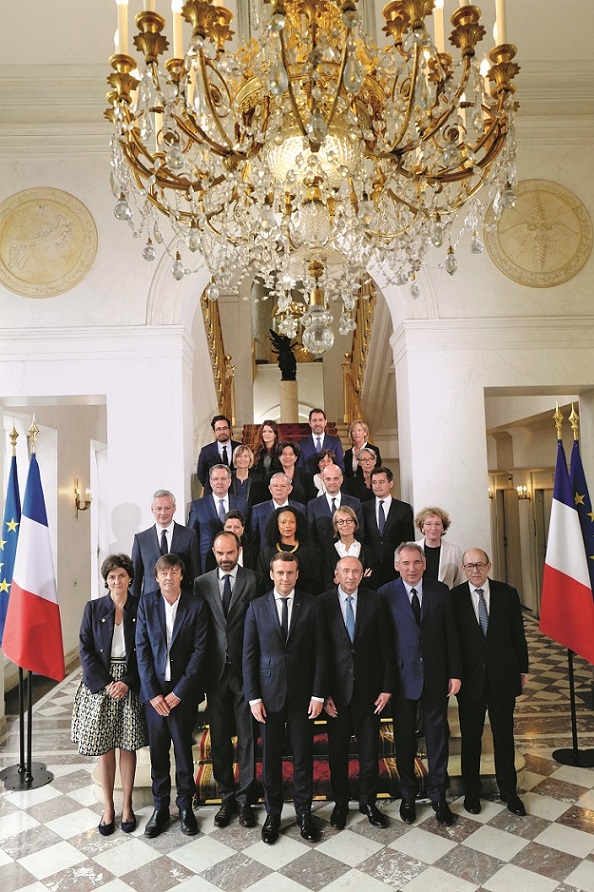 Si Emmanuel Macron n'en parle pas, les francs-maçons ont occupé des postes de premier plan dès la formation de son premier gouvernement. Photo © DENIS ALLARD/REA