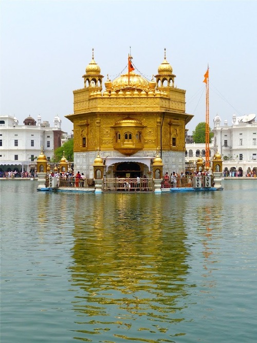 le temple d'or d'Amritsar, suite et fin;