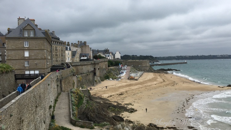 Bretagne : Saint-Malo les remparts