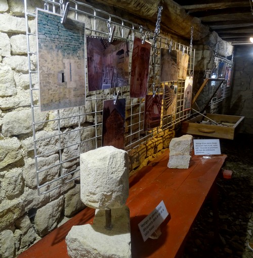 Visite d'une maison de guet du XIVéme siècle, superbement restaurée, à Gissey sous Flavigny, avec les adhérents de "Villages Anciens-Villages d'Avenir"