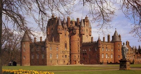 Résultat de recherche d'images pour "Château de glamis"
