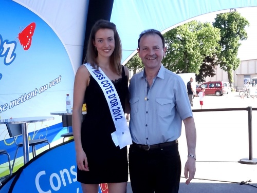 Arrivée à Châtillon sur Seine de la première étape du Tour de Côte d'Or cycliste 2012