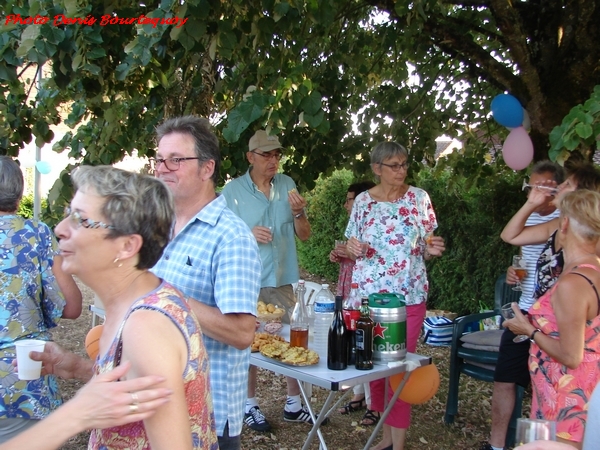 Une sympathique "fête des voisins" a eu lieu dans le quartier de Château-Gaillard à Châtillon sur Seine