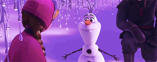 "Je m'appelle Olaf et J'adoooore les calins !"