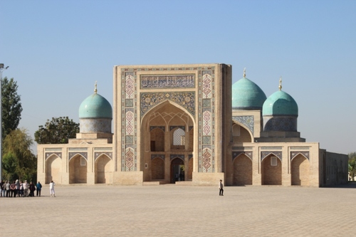 Les monuments dans la vieille ville de Tashkent