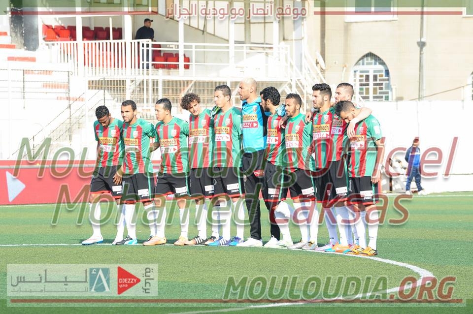 Vendredi 17.04.2015 à Bologhine à Huis clos MCA-CRB 3-00