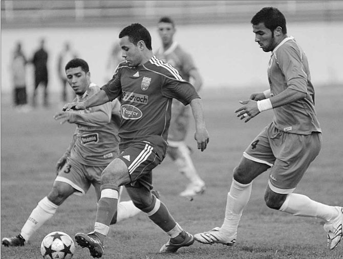 Samedi 30.01.2010 stade Tchaker USMB-MCA 1-1