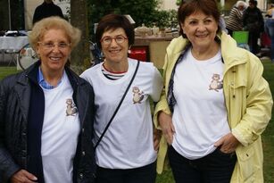 Quelques photos du vide grenier des Castors qui a eu lieu le dimanche 18 mai 2014