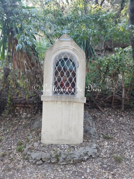 Antibes, le chemin du calvaire (Chemin de croix)