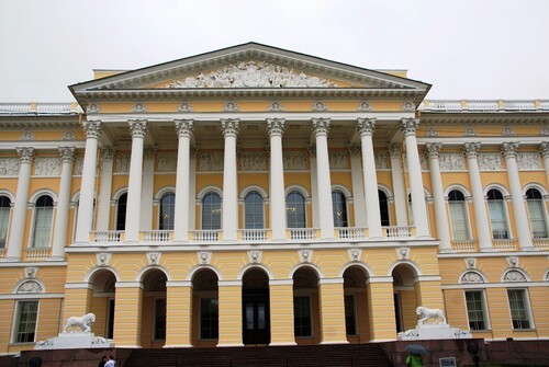 Palais Mikhaïlovski - Musée Russe - à Saint Petersbourg (Russie)