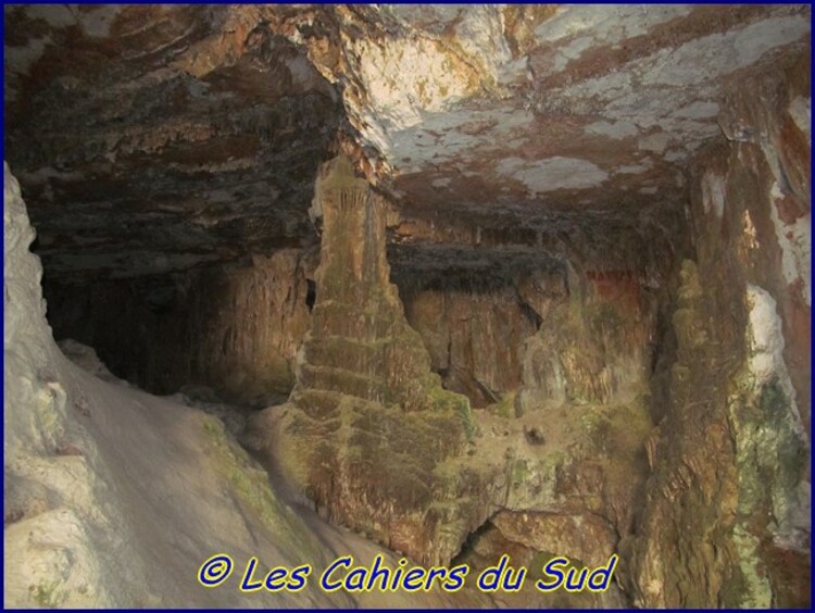 Calanques, Podestat par le pas de la Demi Lune.