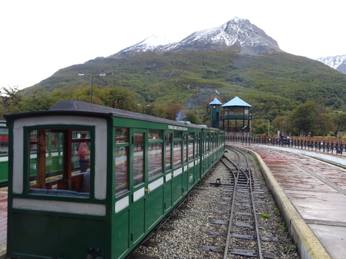 Le train du bout du monde à Ushaïa en Arzentine (photos)