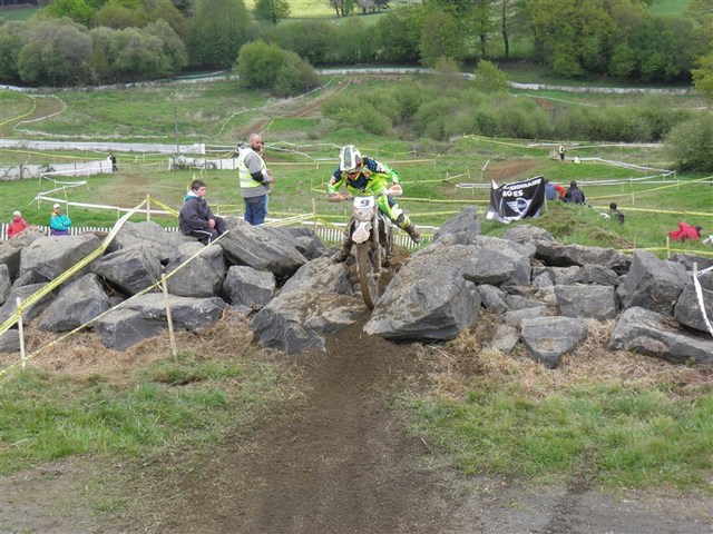 Blog de sylviebernard-art-bouteville : sylviebernard-art-bouteville, Uzerche - Championnat de France d’Enduro 26-27 avril 2014