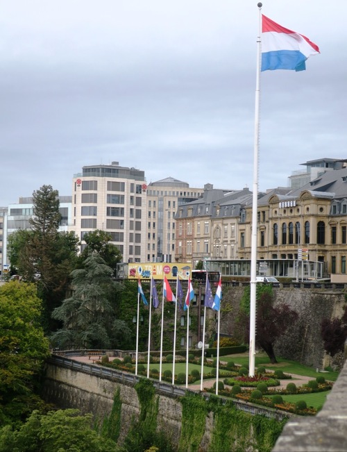 Vue depuis la place de la Constitution Luxembourg