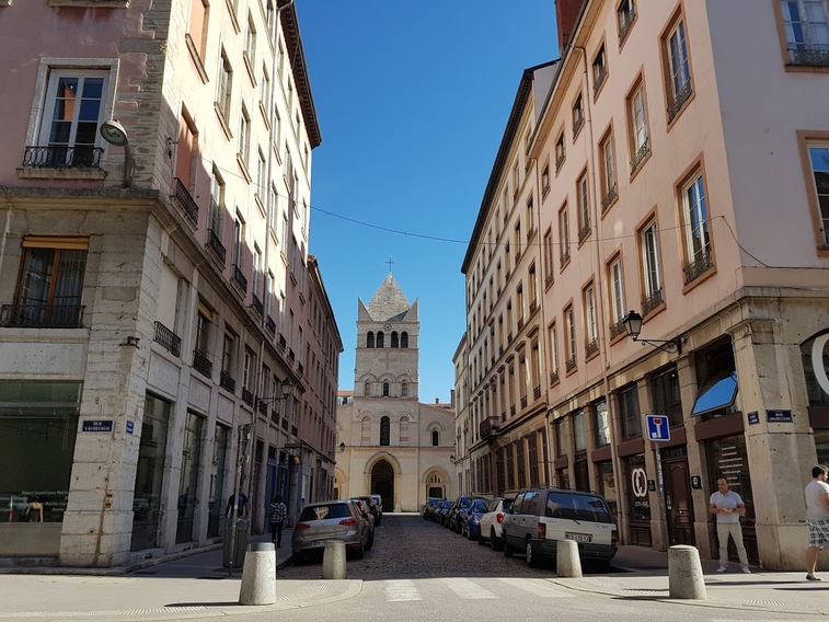 MARSEILLE-Mamiekéké et Cricri d'amour rentrent enchantés de Lyon (3) 