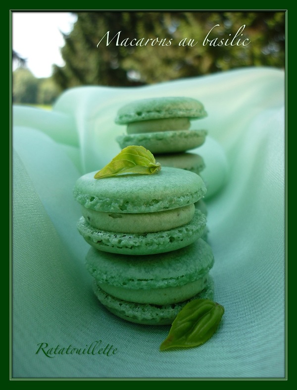 Macarons au basilic