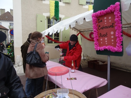 Les stands des crémants de Bourgogne...