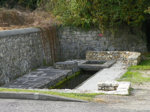 Lavoir à Avrissieu