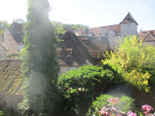 LE PETIT VILLAGE DE CARRENAC