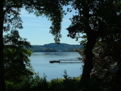 Limousin : le lac de Vassivière le plus grand lac artificiel de France et  découverte de ses fonds.