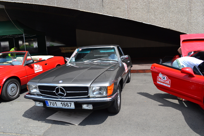 LE RALLYE DES  ANCETRES  PRES DU CENTRE THERMAL DE CARLSBAD