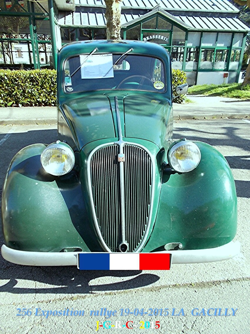 ANIMATIONS LA GACILLY  EXPOSITION AUTOMOBILES  4/5    18/09/2015