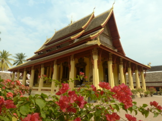 Ventiane et Champassak , le temps d'un avant-goût du Khmer style...