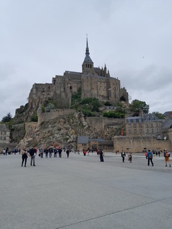 De St-Malo à Beauvoir, en face du Mont St-Michel