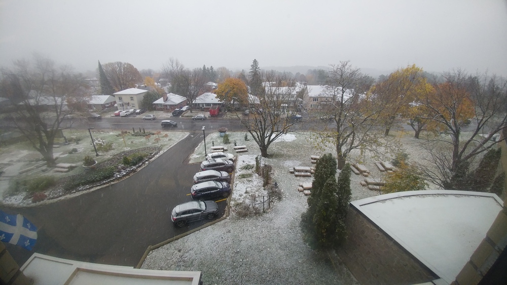 First automnal snowfall in Gatineau