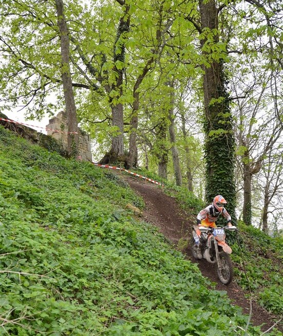 Blog de sylviebernard-art-bouteville : sylviebernard-art-bouteville, Enduro du château de Bouteville 30.03.2014