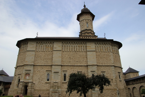 Le monastère de Dragormina (Roumanie)