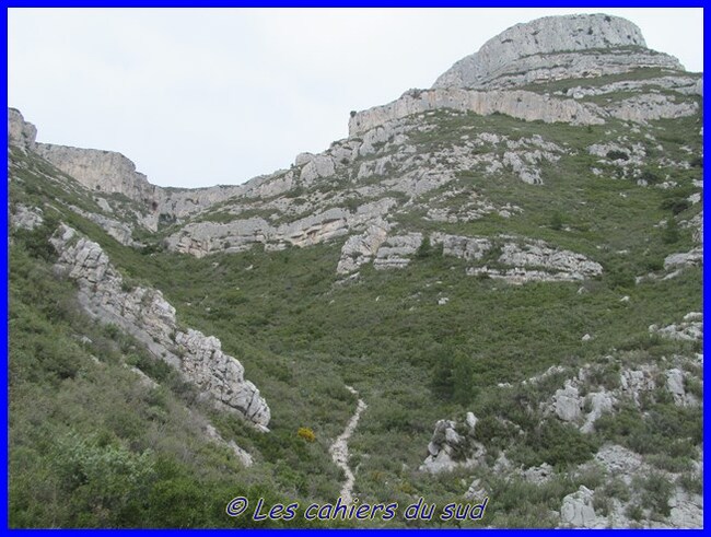 Massif de Garlaban, le Bec Cornu et le Bau des Gouttes