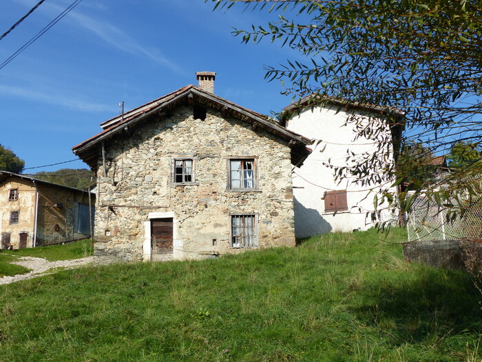 St Nicolas de Macherin.