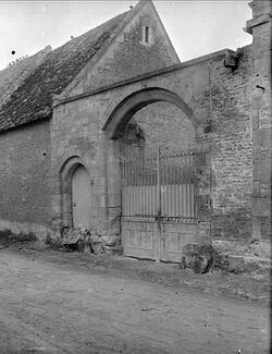 Bras à l'honneur, quartier d'IFS