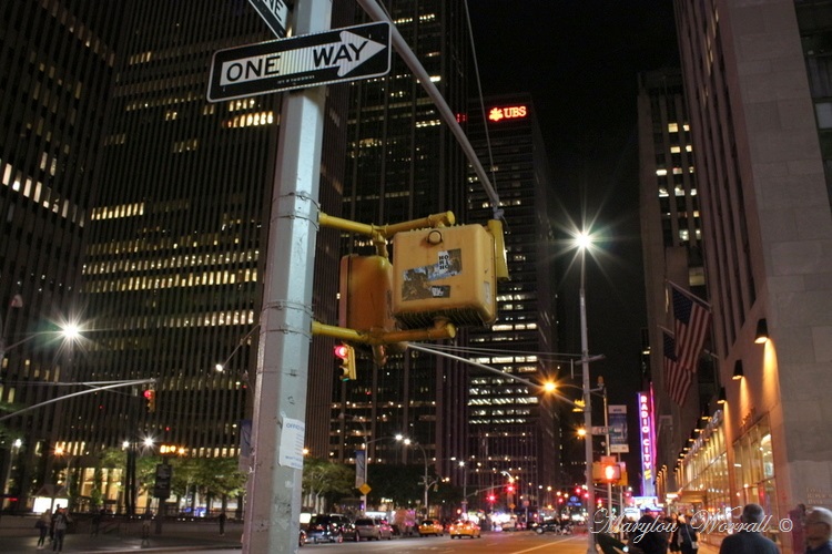 New York : Rues de Manhattan de nuit