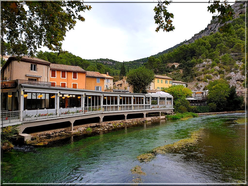 1026 - Fontaine de Vaucluse (84)