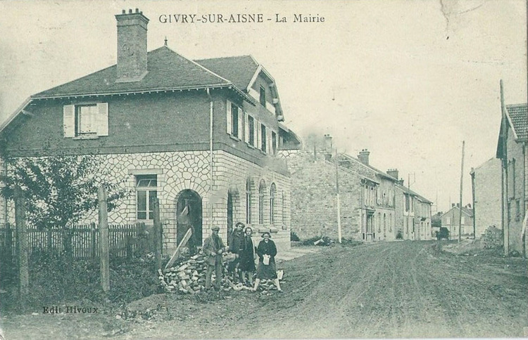 Carte postale "Givry et sa Mairie"