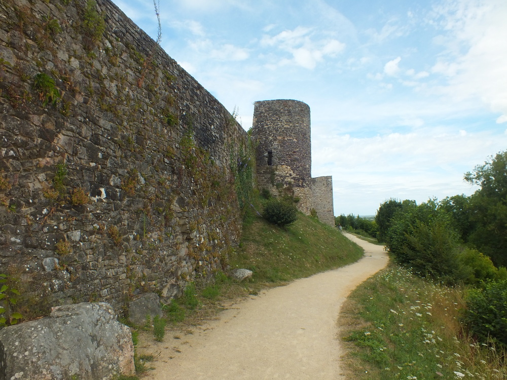 sainte-Suzanne