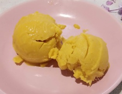 Glace à la mangue