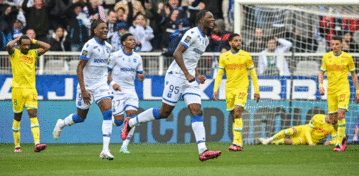 Les joueurs d'Auxerre célébrant un but