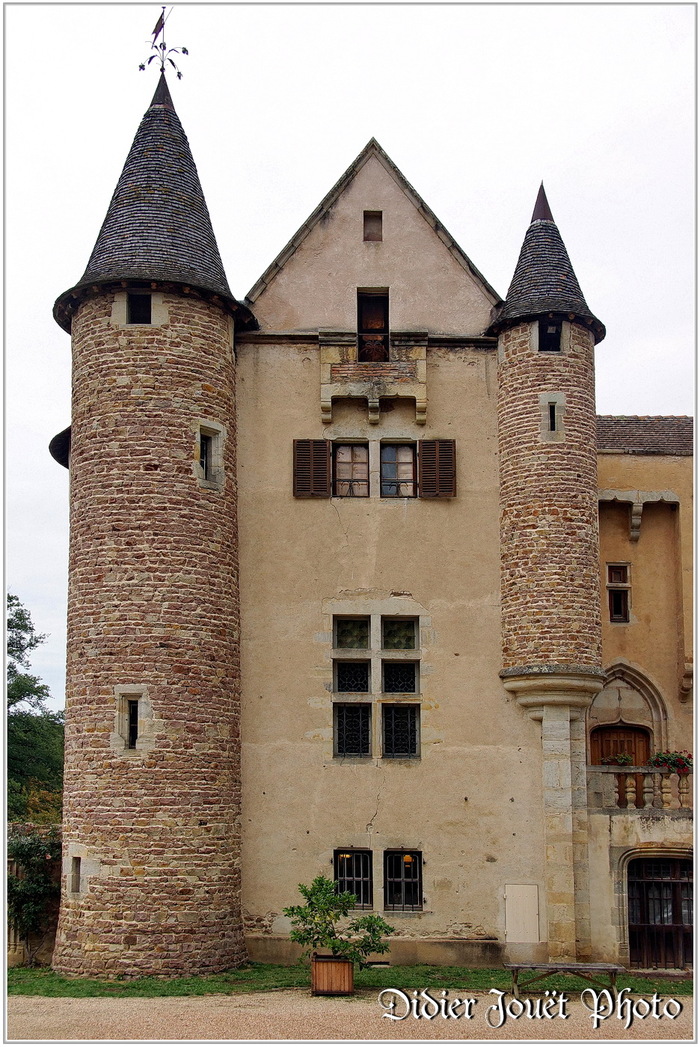 (63) Puy de Dôme - Sermentizon (1) - Château d'Aulteribe