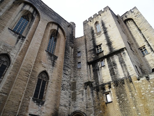 Autour du Palais des Papes en Avignon (photos)